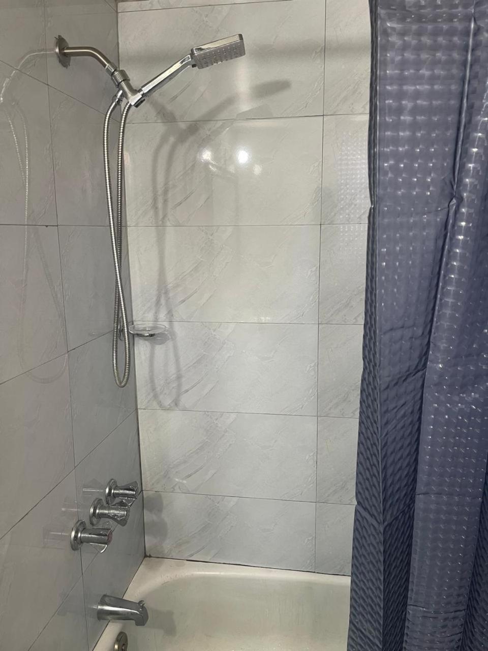 Oceanfront Condo W/ Free Parking + High Speed Wifi Negril Kültér fotó